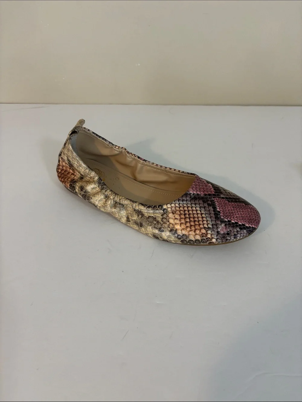 Vince Comuto Leather Snakeskin  Ballet Flats Size 7.5 M